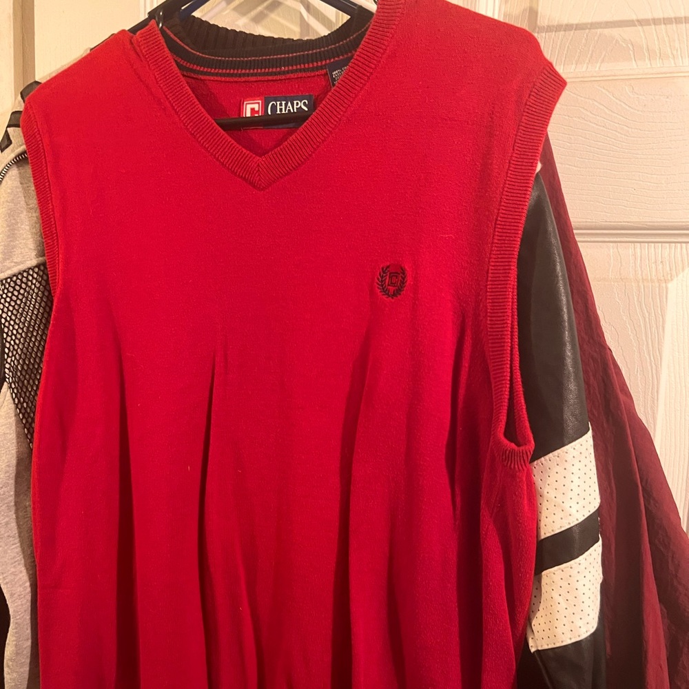 I’m selling a gently used Chaps sweater vest red.